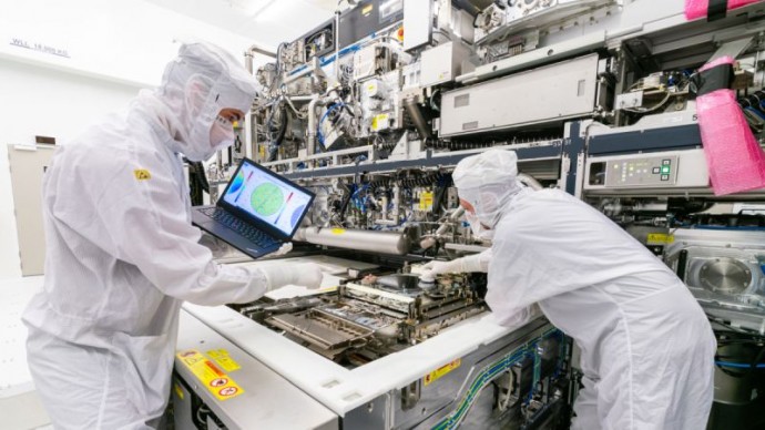 ASML в пять раз увеличит японский штат специалистов по обслуживанию оборудования для выпуска чипов