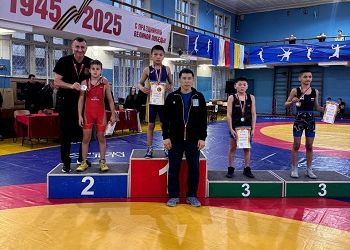Амурчане отобрались на первенство России по вольной борьбе