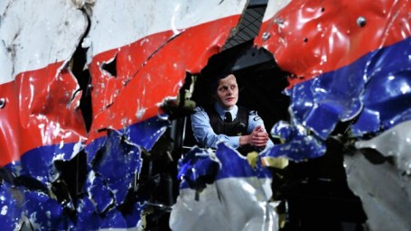 МИД: Россия предлагала провести независимое расследование по MH17