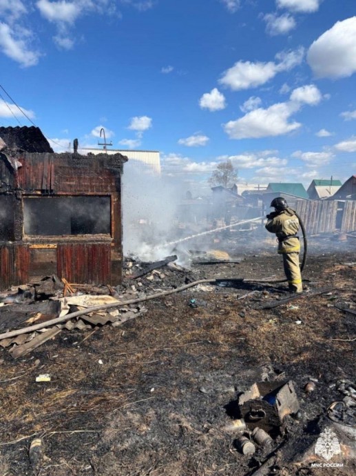 Пожар в Улан-Удэ: ребёнок пострадал, пытаясь потушить огонь