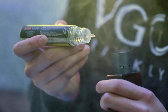 Вейп наносит ущерб организму человека больше, чем обычная сигарета Вейп наносит ущерб организму человека больше, чем обычная сигарета