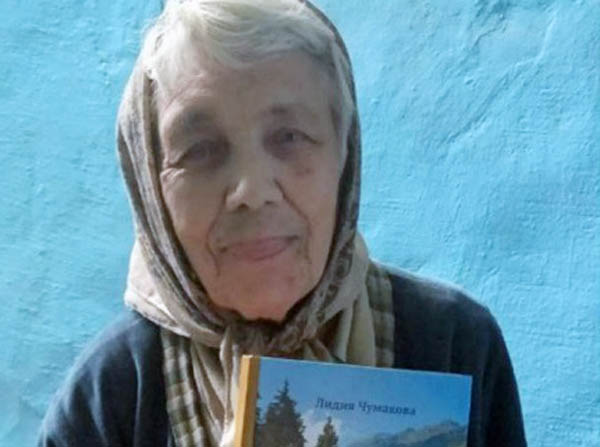 В Бурятии 90-летие празднует учительница, поэтесса и шахматистка