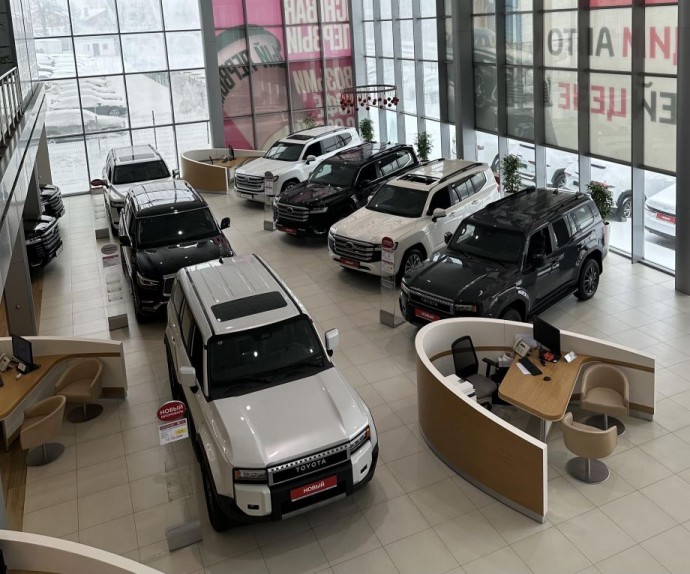Рынок продажи автомобилей в России обрушился