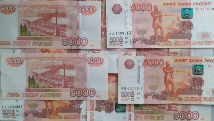 Жителям Башкирии предлагают вакансии с зарплатой до 300 тысяч рублей