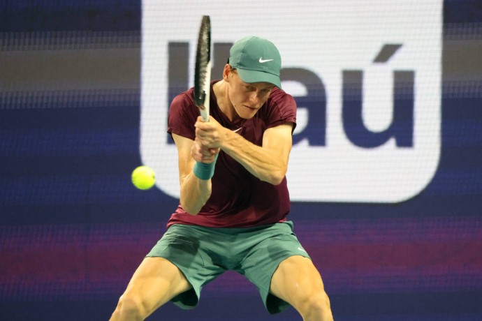 Синнер стал победителем Итогового турнира АТР, в финале обыграв Алькараса