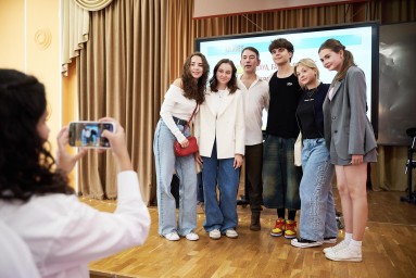 Собянин: Полмиллиона москвичей участвуют во Всероссийской олимпиаде школьников