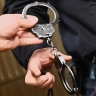 В Москве поймали мужчину, который подглядывал за женщинами в туалете через ершик