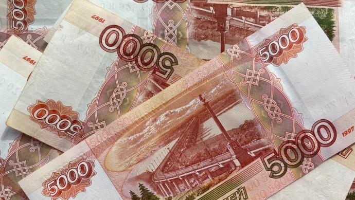 В Уфе появилась работа с зарплатой до 200 тысяч рублей