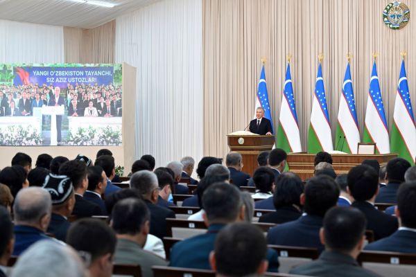 Президент Узбекистана: Пробурили глубже и открыли гигантское месторождение газа