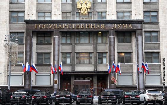 Госдума отклонила идею сокращать рабочий день в жару