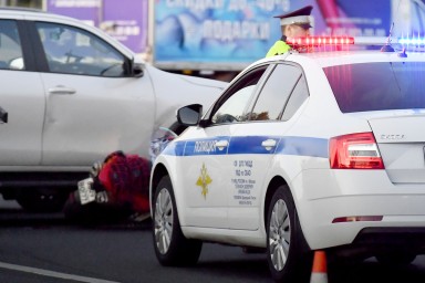 В Москве врач-кардиолог решил объехать лежачий полицейский на BMW по встречке и убил мотоциклиста
