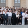 В Севастополе Дмитрий Чернышенко и Митрополит Тихон обсудили с молодёжью традиционные ценности и нацпроект «Молодёжь и дети»