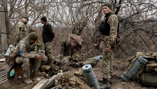 Наемники и боевики ВСУ заняли часть роддома в Краматорске в ДНР