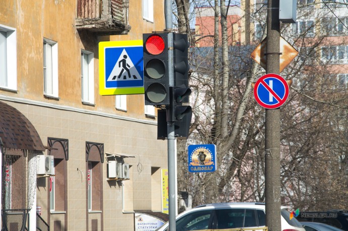 В Кирове ещё два перекрёстка перевели на «бесконфликтный» режим