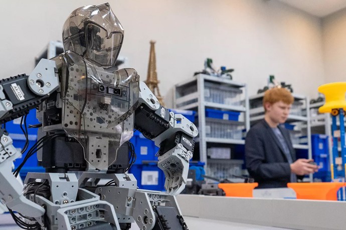 Россияне опасаются в будущем «восстания машин»