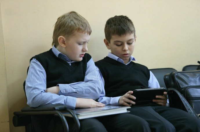 Кравцов: Модель оценки за поведение в школах определят до конца года Кравцов: Модель оценки за поведение в школах определят до конца года