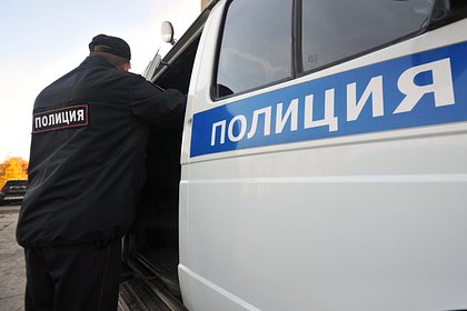 Водитель автобуса протащил российскую школьницу несколько метров по асфальту Водитель автобуса протащил российскую школьницу несколько метров по асфальту