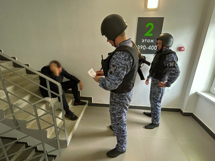 В Пензе драку двух соседей пришлось разнимать росгвардейцам