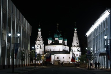 При ремонте фасадов здания в Ярославской области украсит архитектурная подсветка