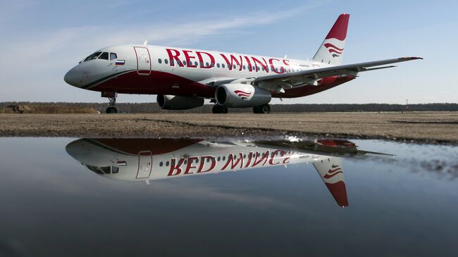 Red Wings опровергла нарушение прав пассажиров рейса, задержанного в Сочи