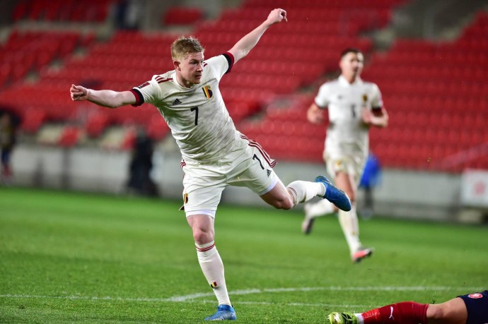 Дубль де Брёйне помог Бельгии победить Уэльс