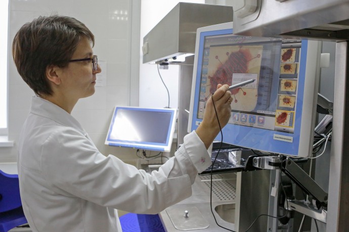 В СФ призвали усилить социальную поддержку учёных