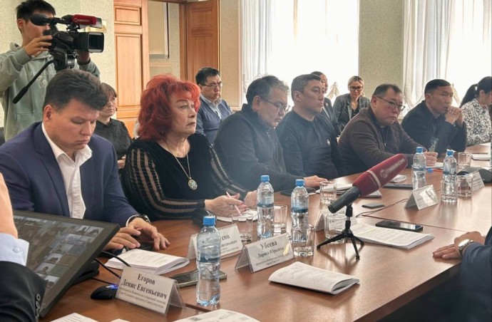 В Улан-Удэ продолжается рассмотрение муниципальных программ В Улан-Удэ продолжается рассмотрение муниципальных программ