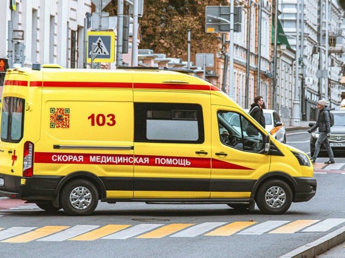 Автоэксперт Максим Кадаков: водители могут освобождать полосу для спецтранспорта перестроением