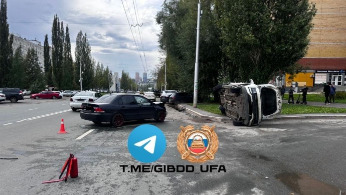 В Уфе в серьезной аварии пострадал водитель «Москвича»