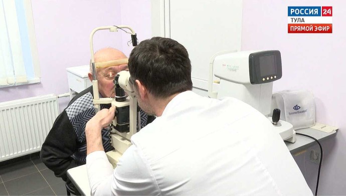 Тульские хирурги вернули зрение мужчине, который 40 лет видел одним глазом Тульские хирурги вернули зрение мужчине, который 40 лет видел одним глазом
