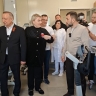 Современный роддом, восстановленный храм, обновленный кинотеатр: Как прошла рабочая поездка Александра Беглова в Мариуполь