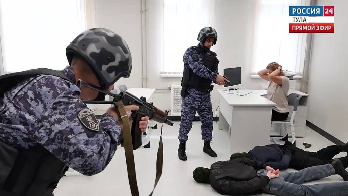 К вопросам безопасности тульских школ подошли комплексно