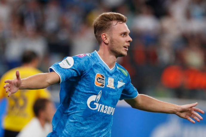 Червиченко высказался об игре Глушенкова в матче с "Оренбургом"