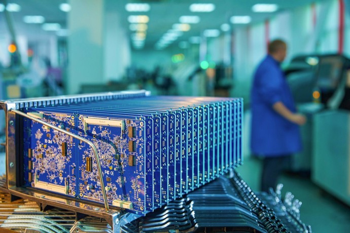 Собянин: Москва продолжит поддержку высокотехнологичных предприятий