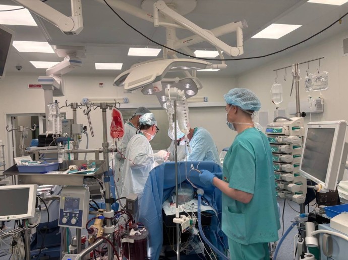 В Уфе врачи успешно прооперировали пациента с тяжёлой патологией аорты