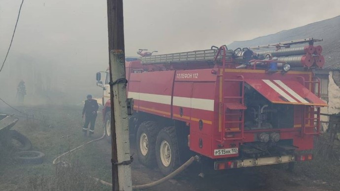 В Башкирии сообщили о крупном пожаре В Башкирии сообщили о крупном пожаре