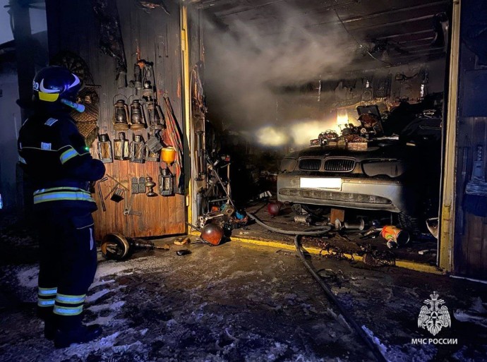 Тульские спасатели потушили два пожара за сутки
