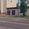 Женщина с ребёнком попали под машину в Улан-Удэ, переходя дорогу не по «зебре»