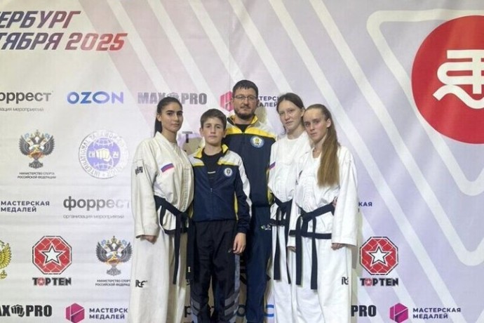 Юные тхэквондисты из Георгиевска завоевали медали на чемпионате России в Санкт-Петербурге