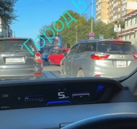 Владивосток парализован: массовое ДТП с автобусом остановило движение в городе
