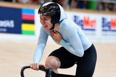 Россиянка Бурлакова завоевала серебро в гите на чемпионате мира