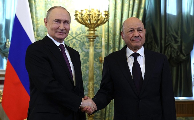 Переговоры с Председателем Руководящего президентского совета Йеменской Республики Рашадом Мухаммедом Аль-Алими Переговоры с Председателем Руководящего президентского совета Йеменской Республики Рашадом Мухаммедом Аль-Алими