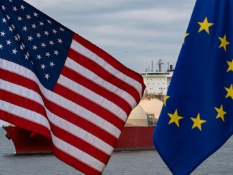 В Брюсселе заявили, что санкции США против Лукойла Европы не касаются