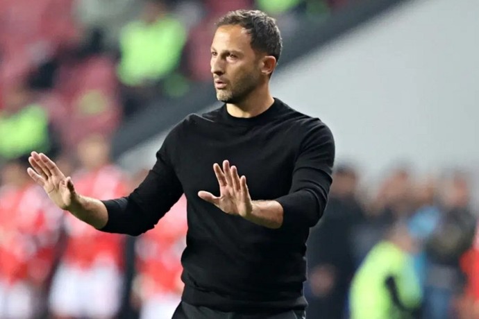 "Фенербахче" до января не уволит бывшего тренера "Спартака": "Больше вреда, чем пользы"