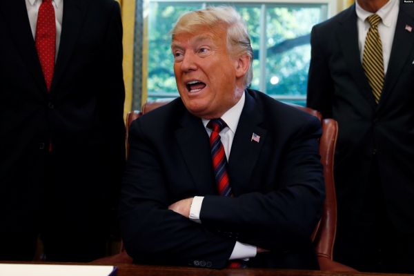 Бывшие соратники Трампа обвинили его в авторитаризме
