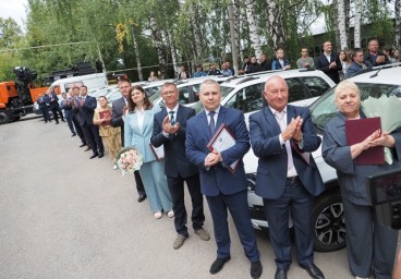 Ветслужбе Мордовии передано 17 новых автомобилей