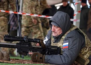 Василий Орлов посетил современный снайперский полигон в Якутске Василий Орлов посетил современный снайперский полигон в Якутске