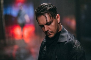 Милош Бикович и Евгений Чебатков на первых фото фэнтези-сериала «Тайный город»