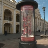 У Гостиного двора появились детские рисунки, посвященные Великой Победе