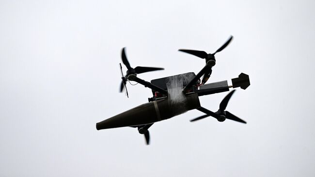Операторы FPV-дронов уничтожили танк ВСУ в районе Богатыря в ДНР